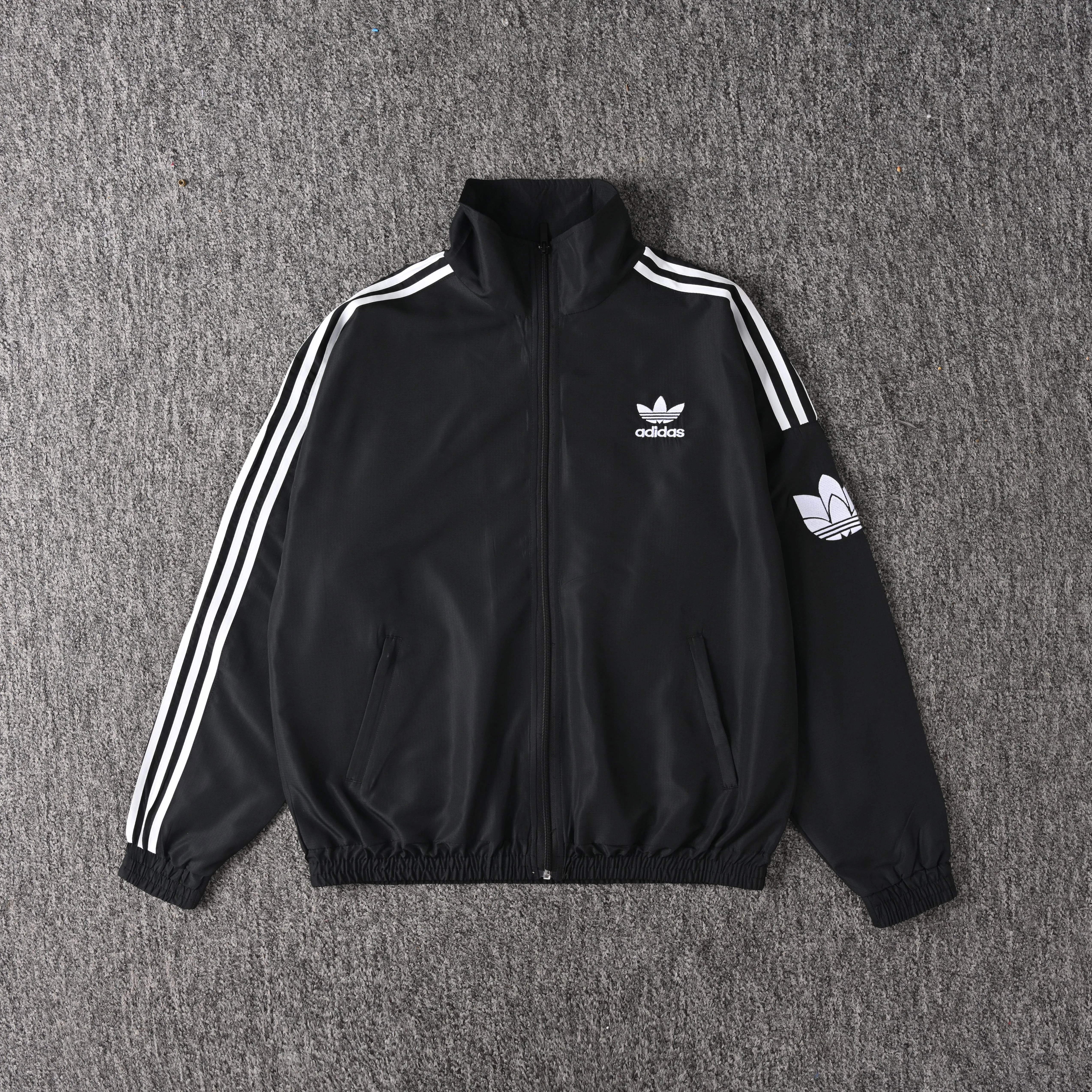 R1006 荷花休闲风衣黑