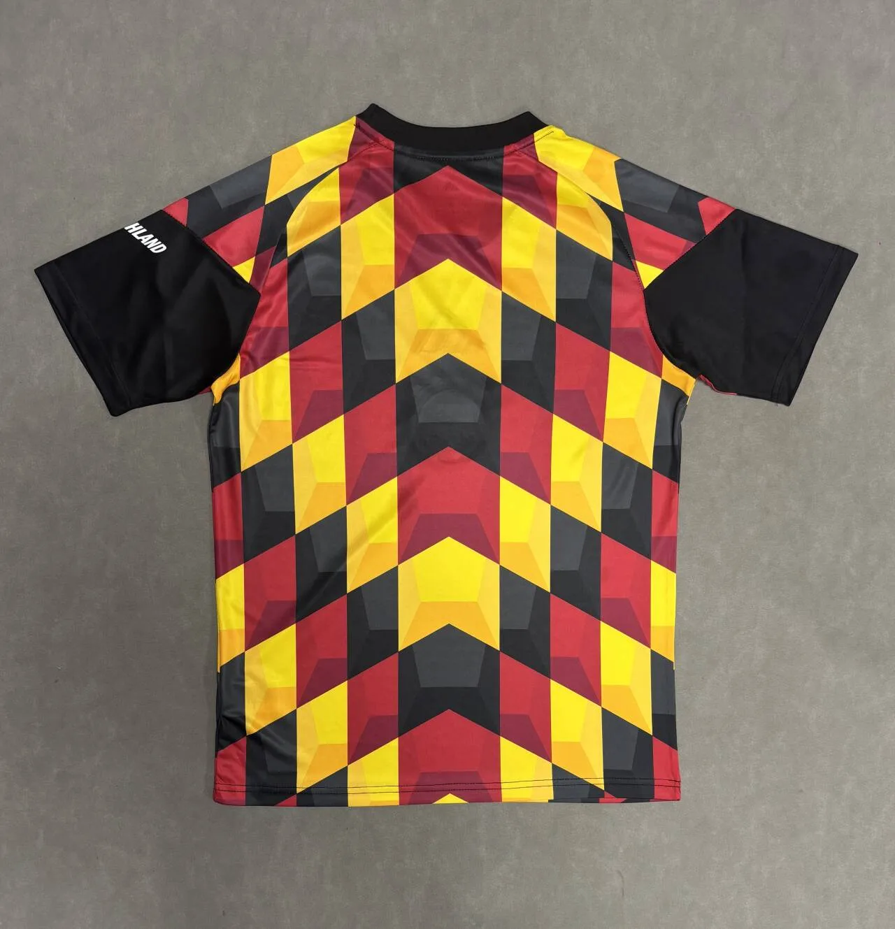 2627德国训练服黑黄色S-4XL