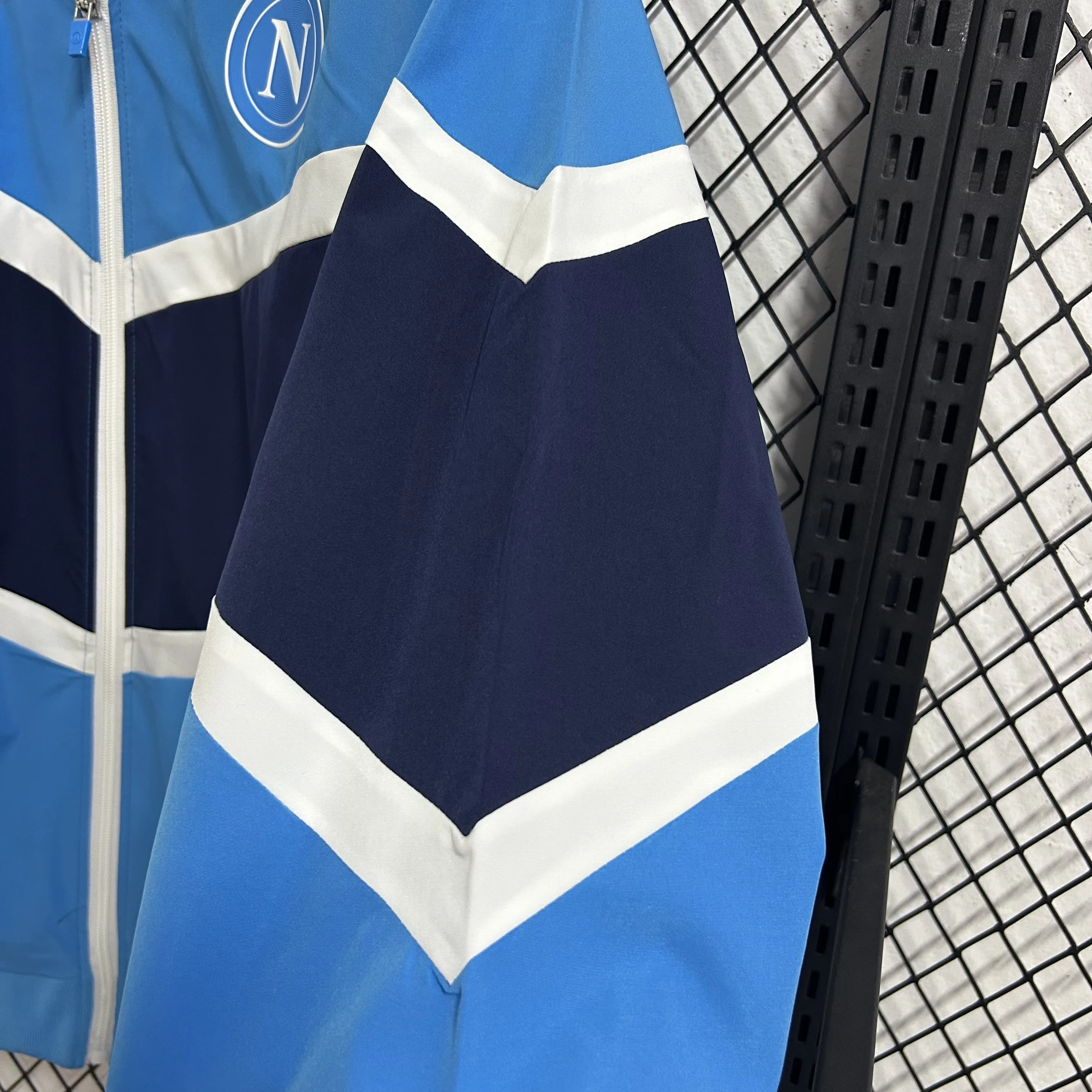 L1089 那不勒斯蓝配宝蓝防水训练风衣