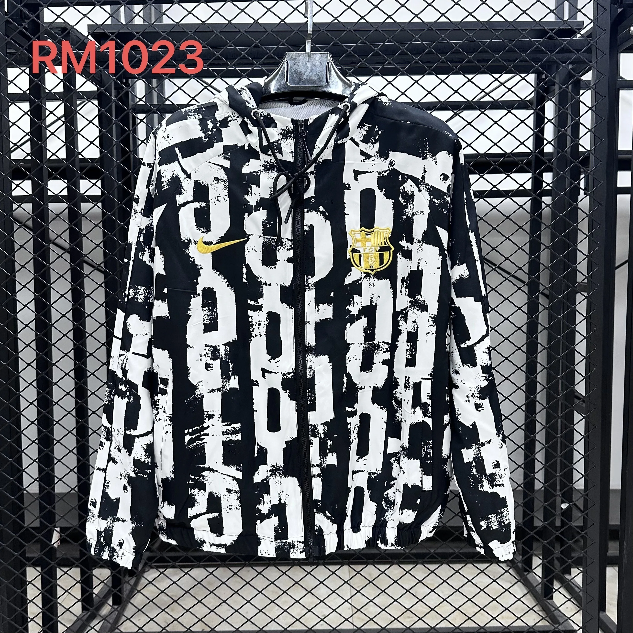 RM1023 巴塞罗那防水风衣