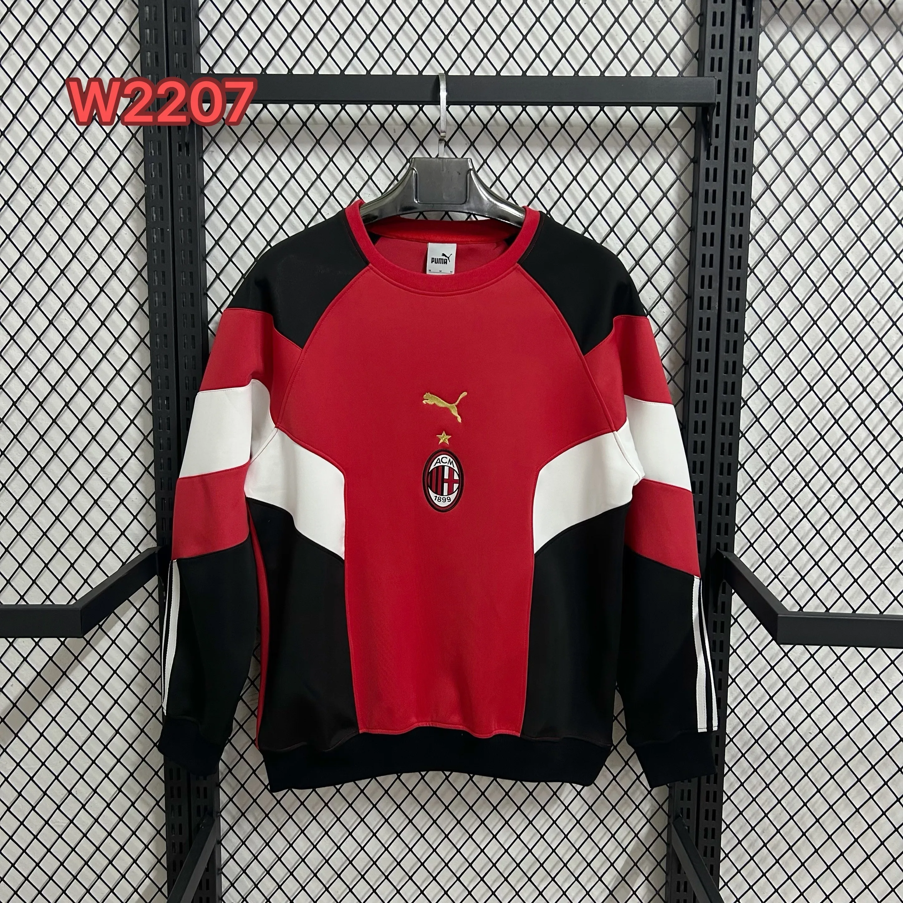 W2207 AC米兰红色配黑加厚休闲卫衣