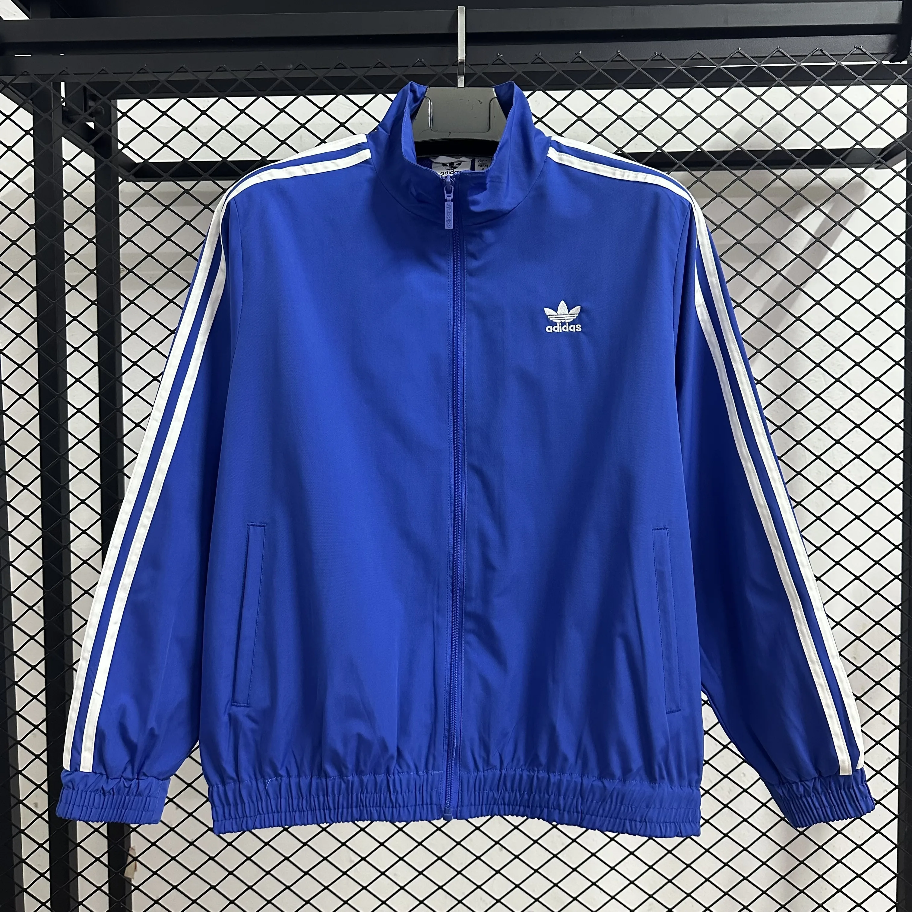 R1063 彩兰阿迪荷花休闲防水风衣
