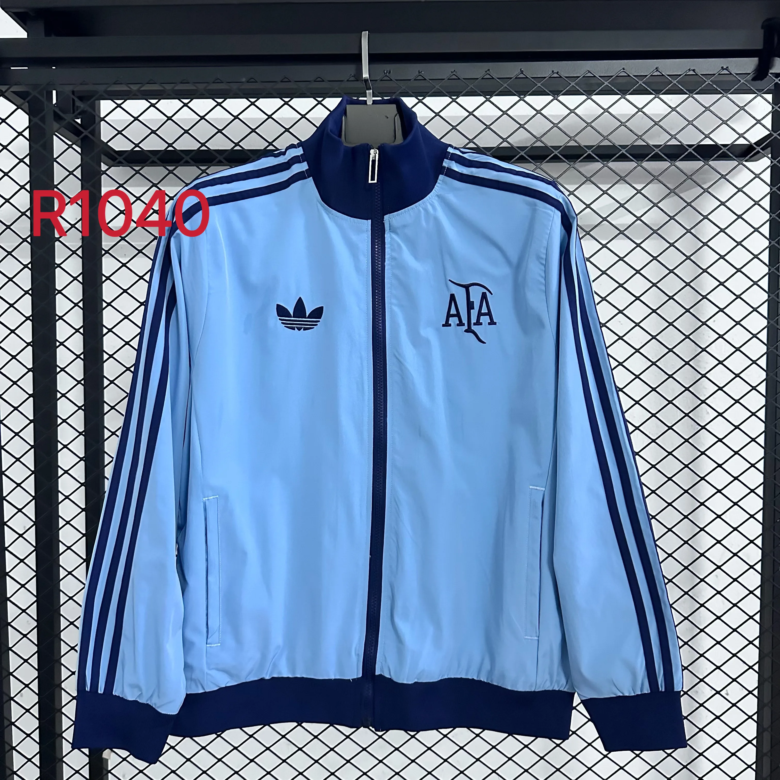 R1040 阿根廷天空蓝复古立领条纹拼色夹克外套