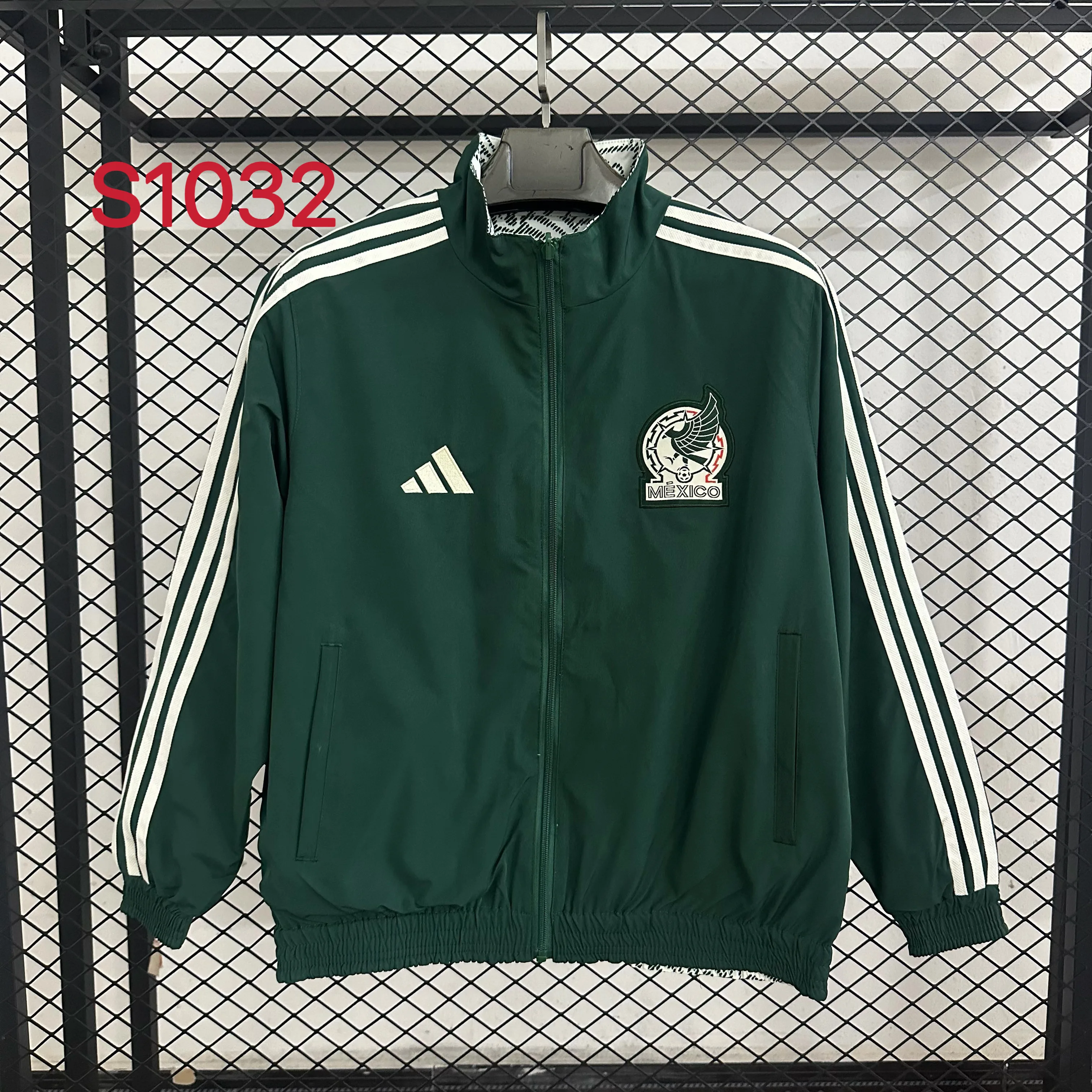 S1032 墨西哥运动复古logo印花双面穿立领长袖拉链款足球夹克