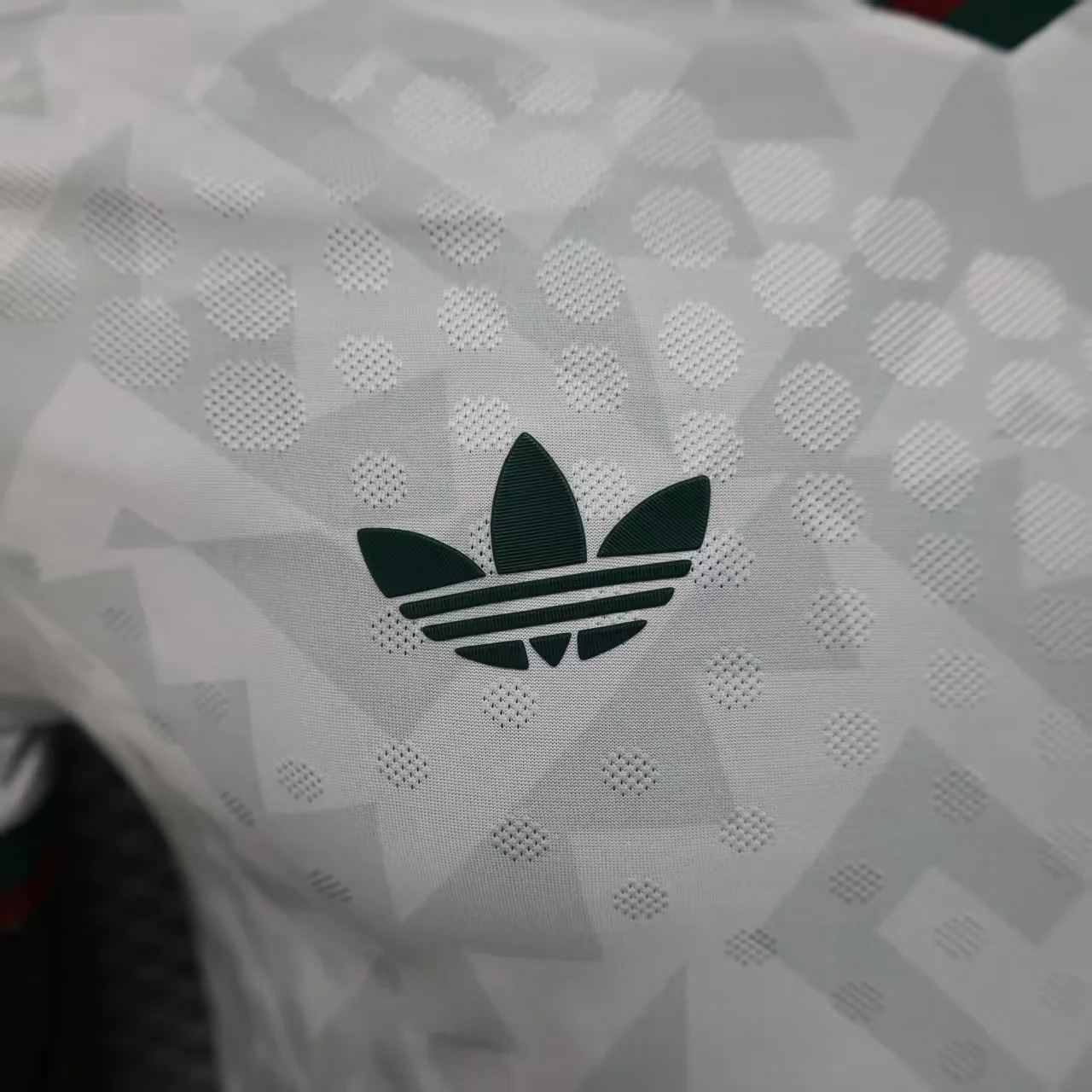 球员:墨西哥白