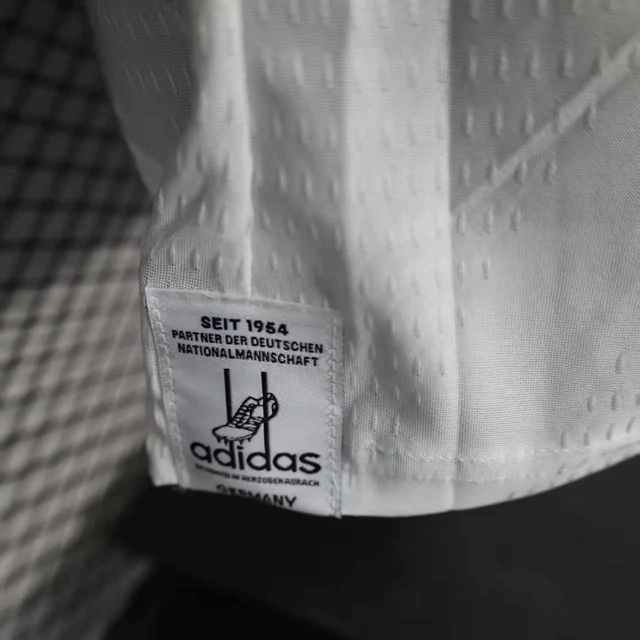 S-3XL:26德国主长袖