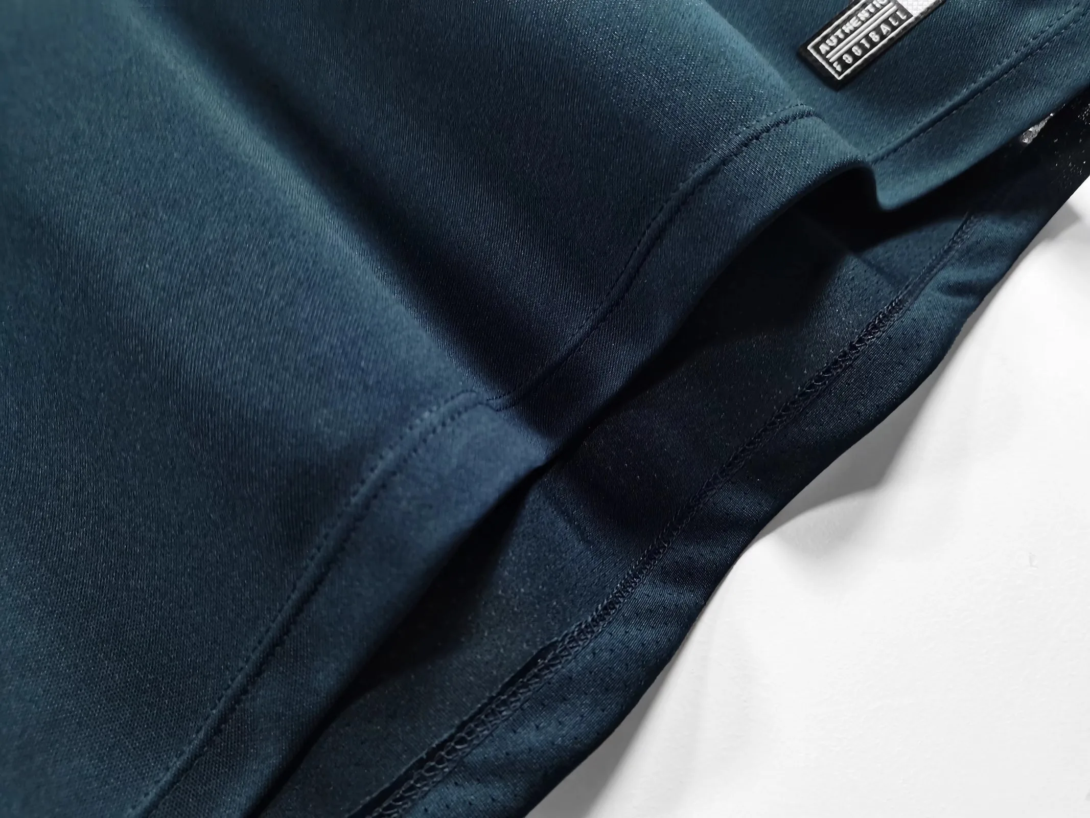 断码M XL，2020赛季巴西墨绿训练服0A