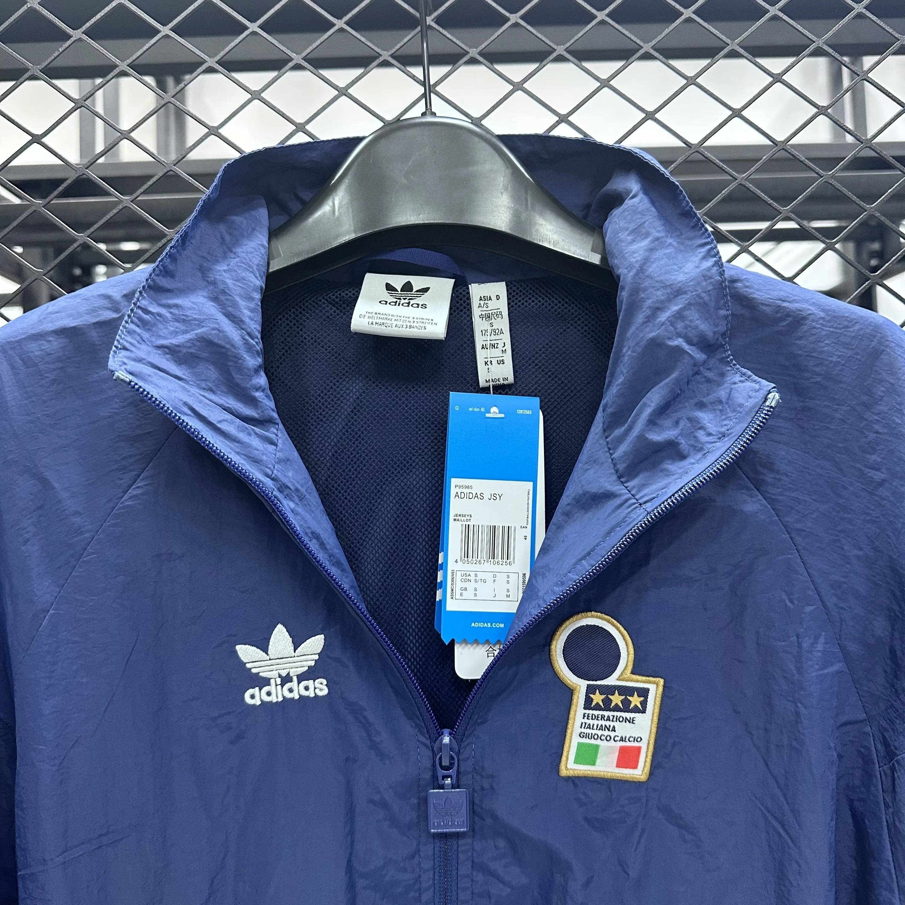 R1007 复古意大利风衣