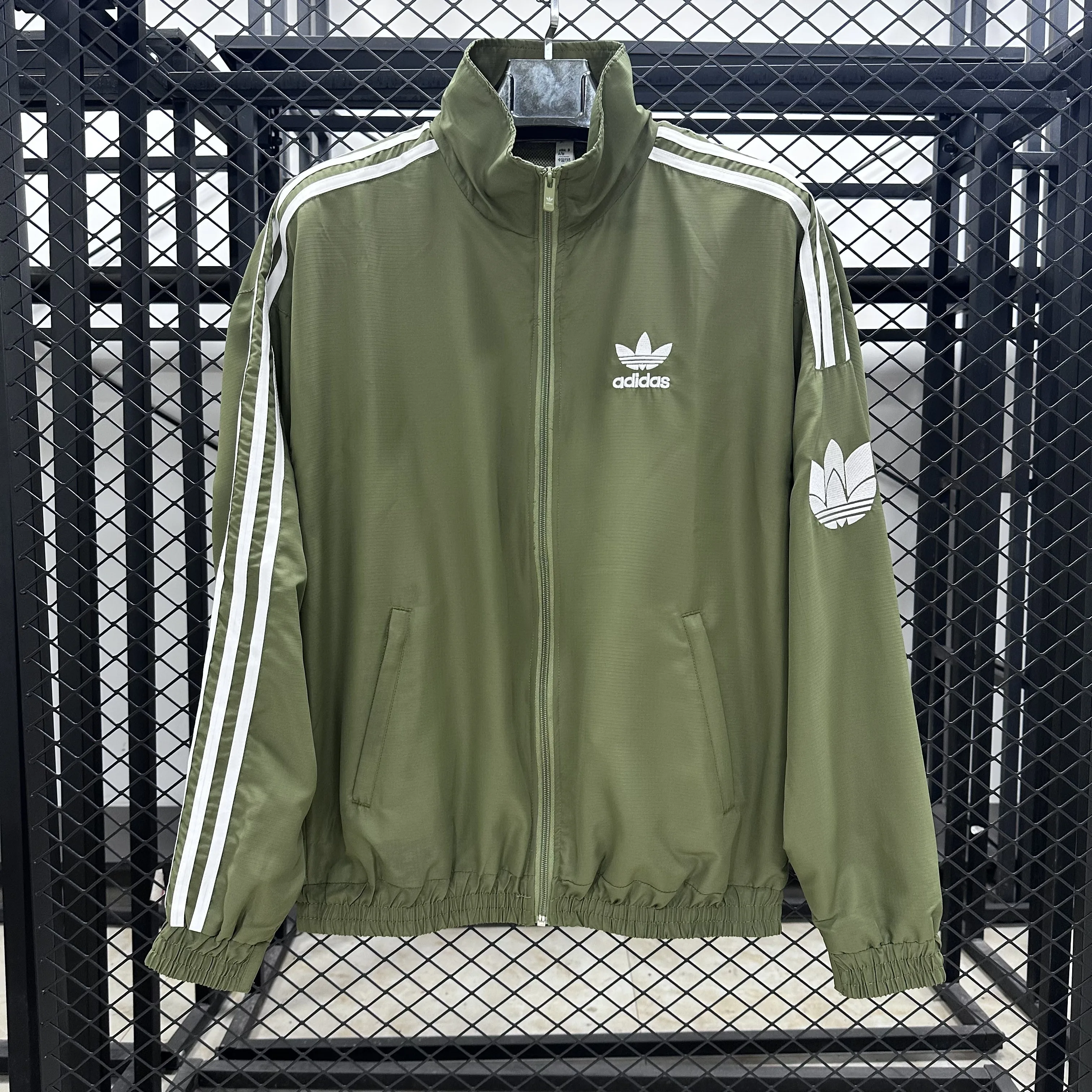 R1005 荷花休闲风衣