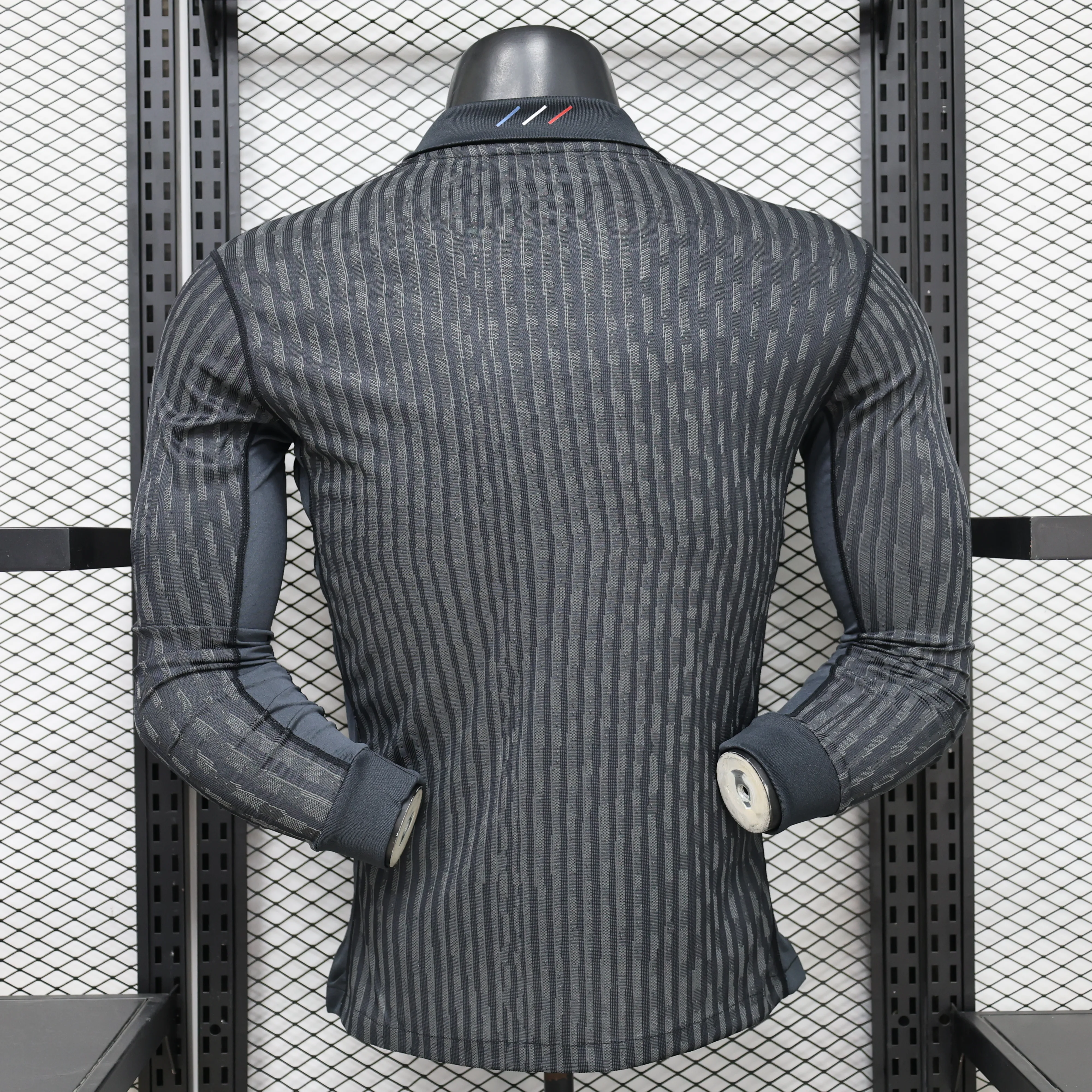 球员，巴黎长袖